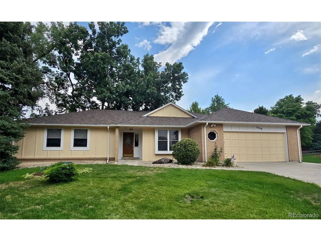 3750 E Kettle Ave N, Centennial, CO 80122