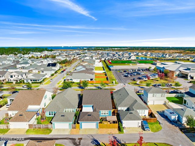 1913 Discovery Loop, Panama City, FL 32405