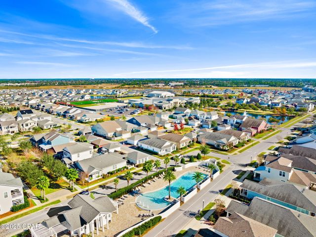 1913 Discovery Loop, Panama City, FL 32405