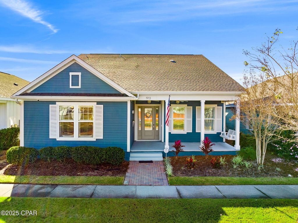 1913 Discovery Loop, Panama City, FL 32405