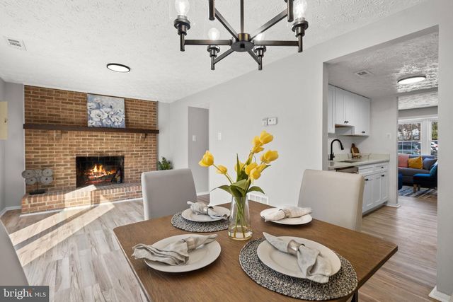 5570 CAITHNESS CT, Fairfax, VA 22032