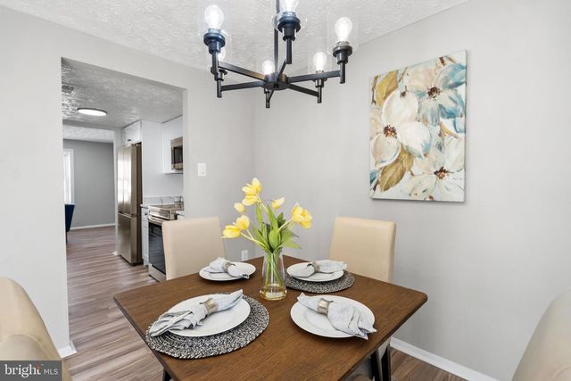 5570 CAITHNESS CT, Fairfax, VA 22032