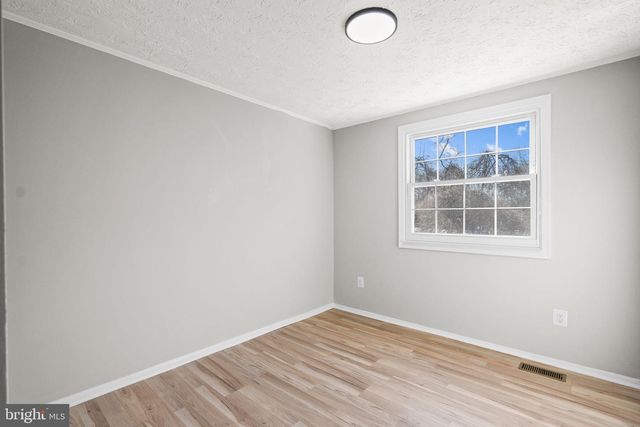 5570 CAITHNESS CT, Fairfax, VA 22032