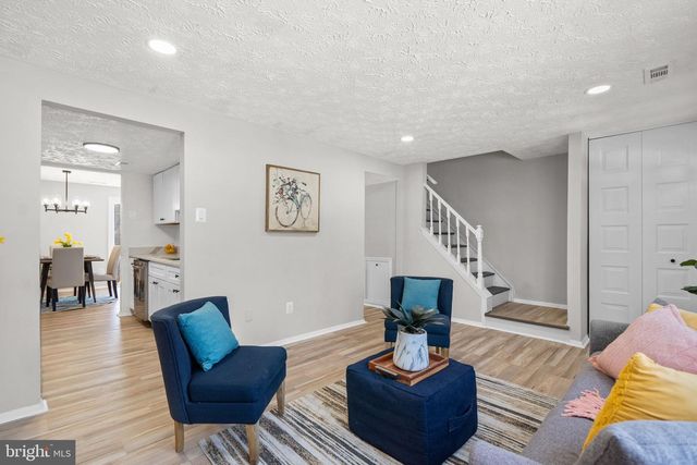 5570 CAITHNESS CT, Fairfax, VA 22032