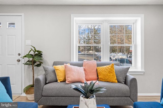 5570 CAITHNESS CT, Fairfax, VA 22032