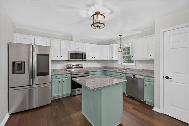 148 Old Wolfeboro Road, Alton, NH 03809