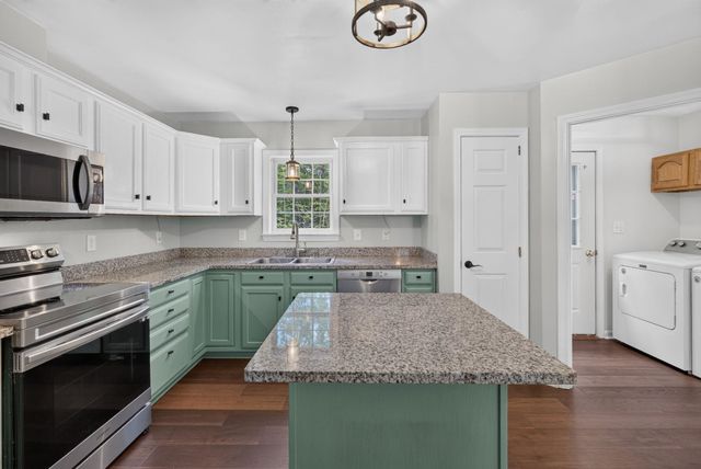 148 Old Wolfeboro Road, Alton, NH 03809