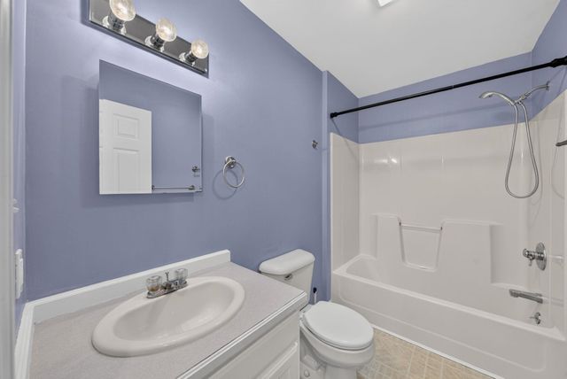 148 Old Wolfeboro Road, Alton, NH 03809