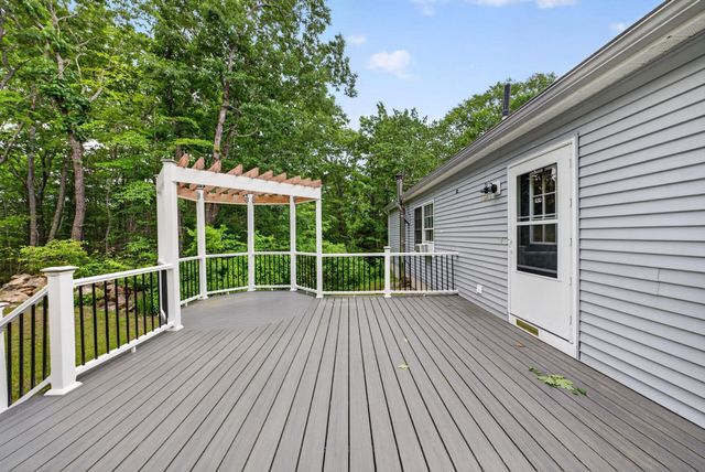 148 Old Wolfeboro Road, Alton, NH 03809