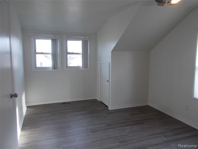 3341 Buckingham Avenue Avenue, Berkley, MI 48072