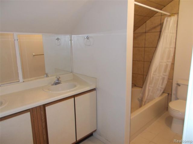 3341 Buckingham Avenue Avenue, Berkley, MI 48072