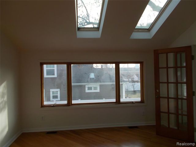 3341 Buckingham Avenue Avenue, Berkley, MI 48072