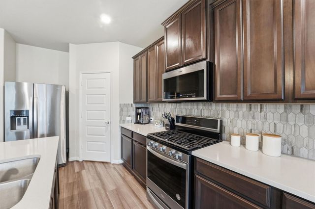 931 Modesto Drive, Rosharon, TX 77583