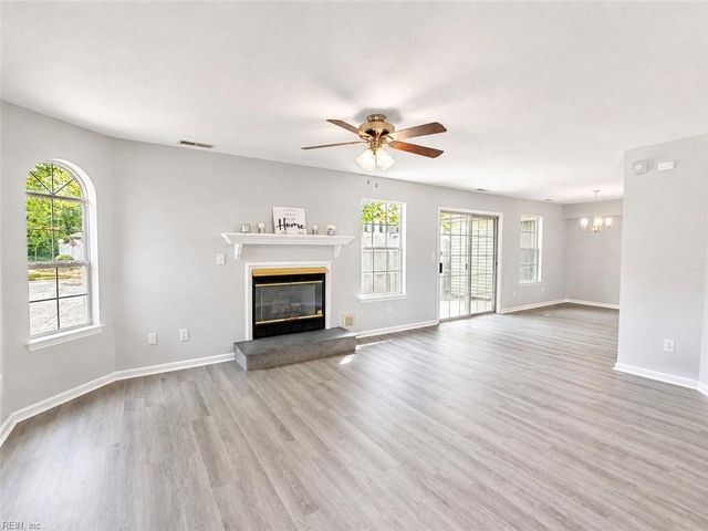 1653 Lucia CT, Virginia Beach, VA 23455