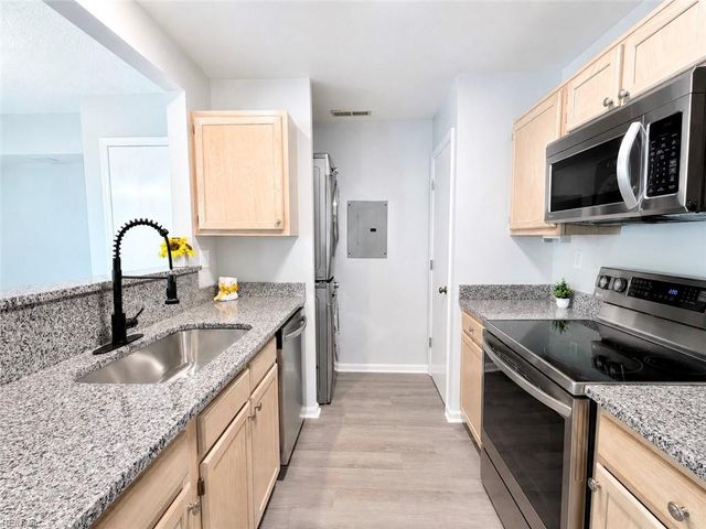 1653 Lucia CT, Virginia Beach, VA 23455