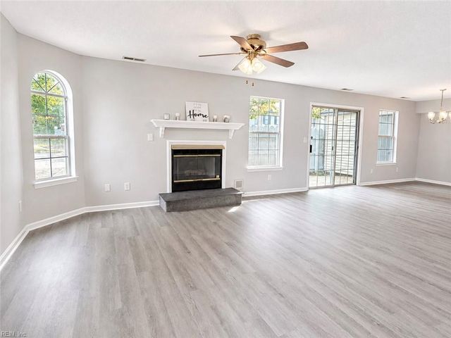 1653 Lucia CT, Virginia Beach, VA 23455