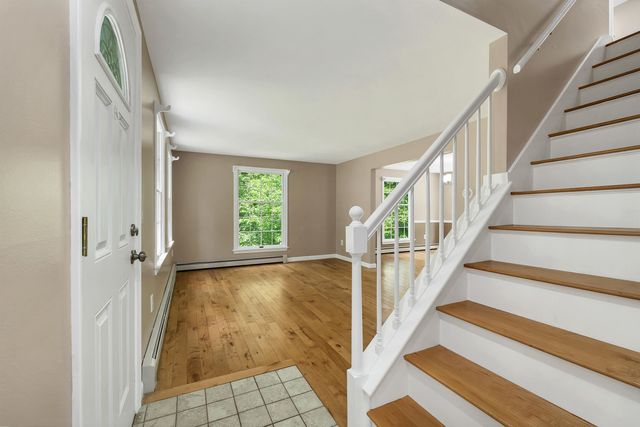 527 North Main Street, Wolfeboro, NH 03894