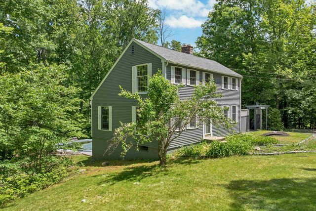 527 North Main Street, Wolfeboro, NH 03894