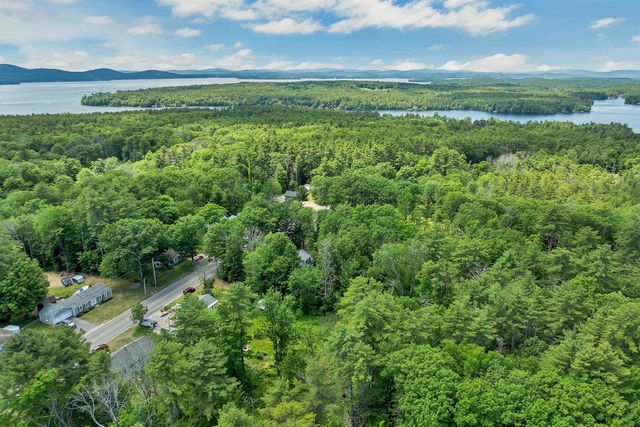 527 North Main Street, Wolfeboro, NH 03894