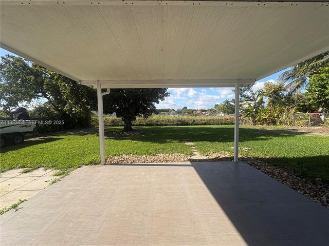 9980 Broad Channel Dr, Cutler Bay, FL 33157