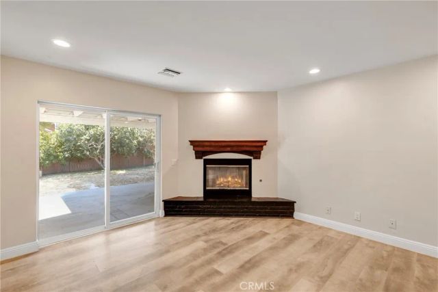 19000 Strathern, Reseda, CA 91335