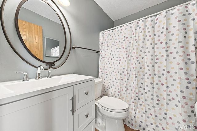 4208 NW Point Drive, House Springs, MO 63051