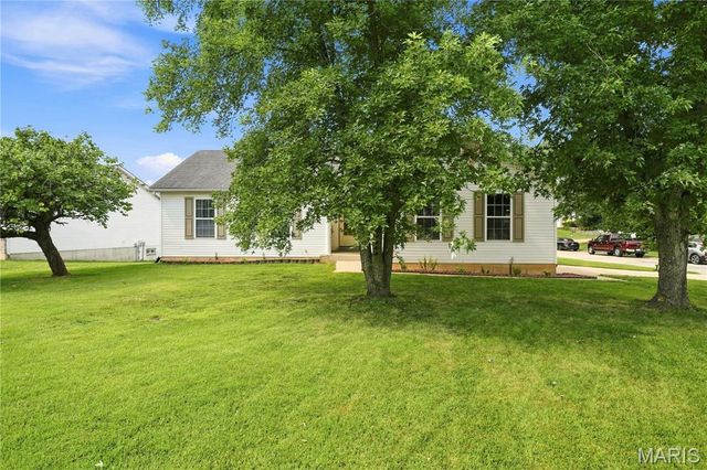 4208 NW Point Drive, House Springs, MO 63051