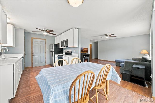 4208 NW Point Drive, House Springs, MO 63051