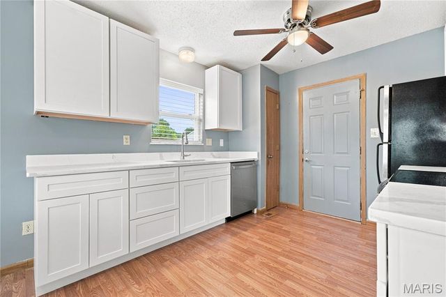 4208 NW Point Drive, House Springs, MO 63051