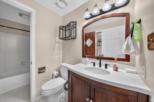 820 E 5600 S, South Ogden, UT 84405