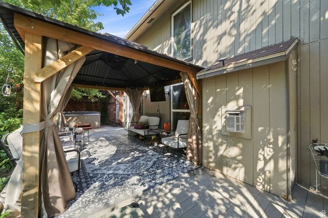 820 E 5600 S, South Ogden, UT 84405