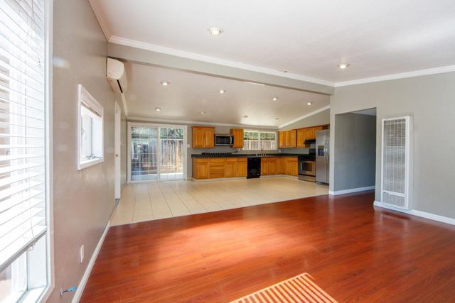 1177 Redrock Court, Sunnyvale, CA 94089