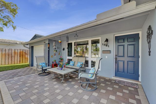 1921 N 49th Avenue, Hollywood, FL 33021