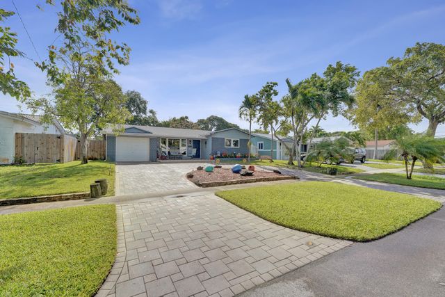 1921 N 49th Avenue, Hollywood, FL 33021