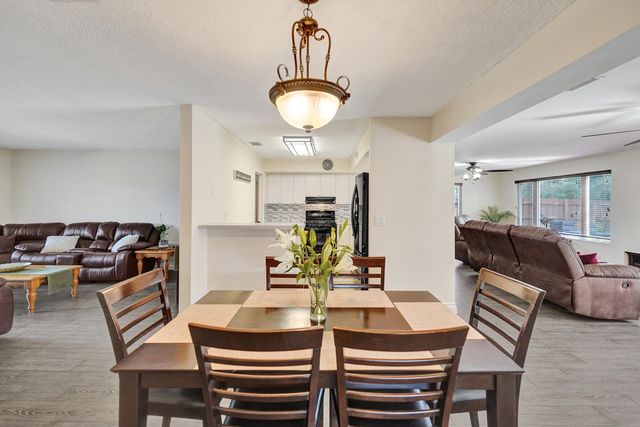 1921 N 49th Avenue, Hollywood, FL 33021