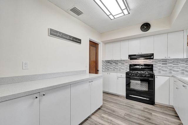 1921 N 49th Avenue, Hollywood, FL 33021