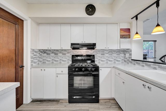 1921 N 49th Avenue, Hollywood, FL 33021