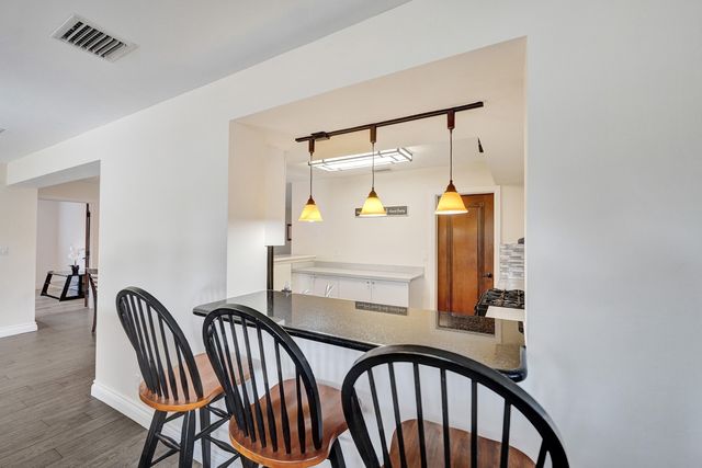 1921 N 49th Avenue, Hollywood, FL 33021