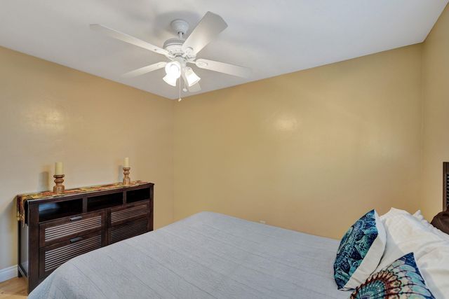 1921 N 49th Avenue, Hollywood, FL 33021