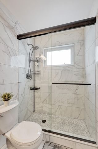 1921 N 49th Avenue, Hollywood, FL 33021