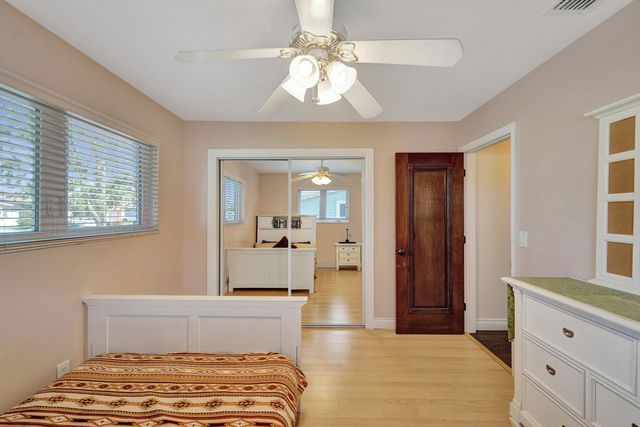 1921 N 49th Avenue, Hollywood, FL 33021