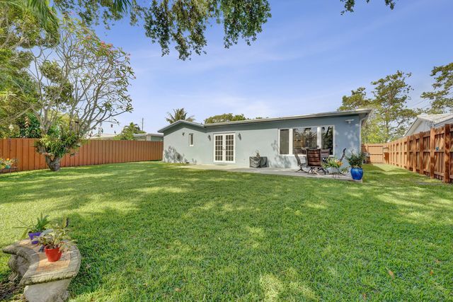 1921 N 49th Avenue, Hollywood, FL 33021