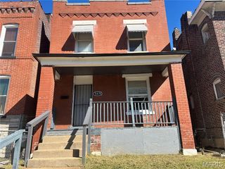 5875 Lotus Avenue, St Louis, MO 63112