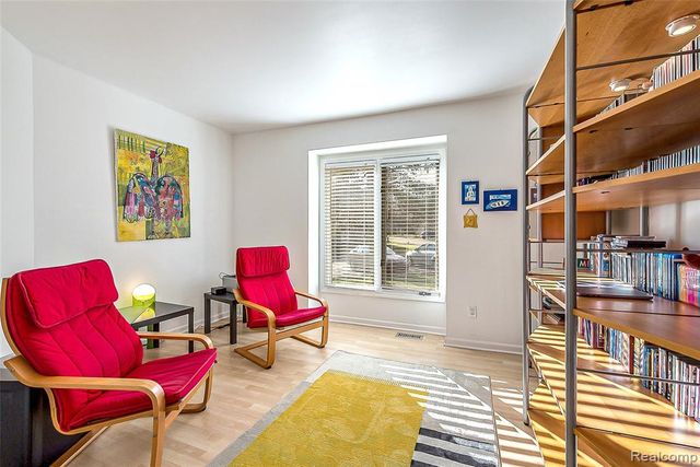 340 Saint Lawrence Boulevard, Northville, MI 48168