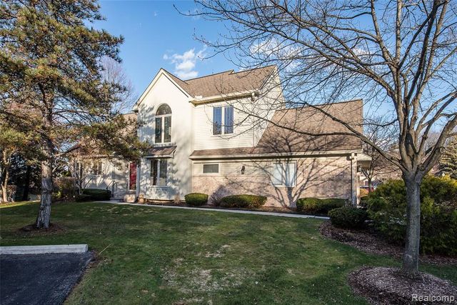 340 Saint Lawrence Boulevard, Northville, MI 48168