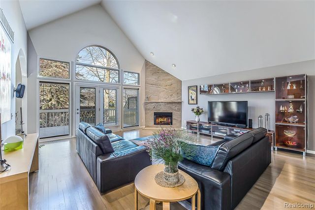 340 Saint Lawrence Boulevard, Northville, MI 48168