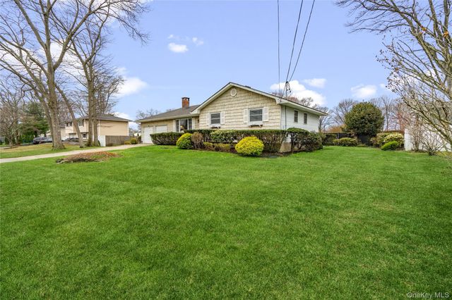 22 Forest Avenue, Port Jefferson Station, NY 11776