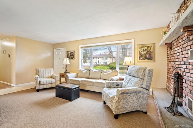 22 Forest Avenue, Port Jefferson Station, NY 11776