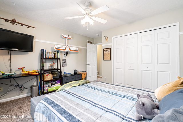 9525 Poplar Hill Dr, Crestwood, KY 40014