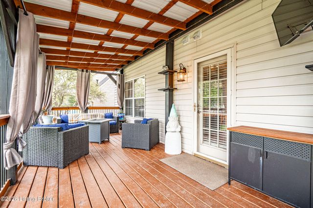 9525 Poplar Hill Dr, Crestwood, KY 40014